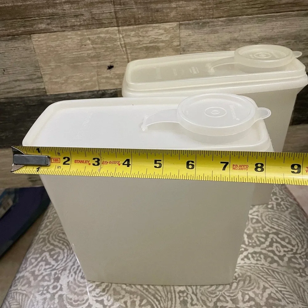 Tupperware pristine pair